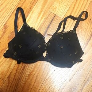 Women's 32A Bra, Like New